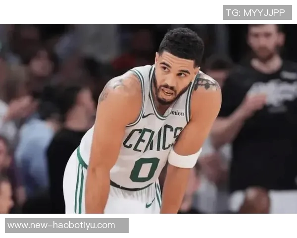 斯玛特谈塔图姆近况表示他精神状态良好并祝愿早日康复