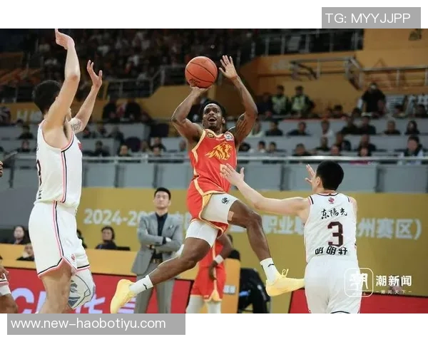 前NBA球员格雷格布朗有望加盟山西汾酒男篮助力新赛季